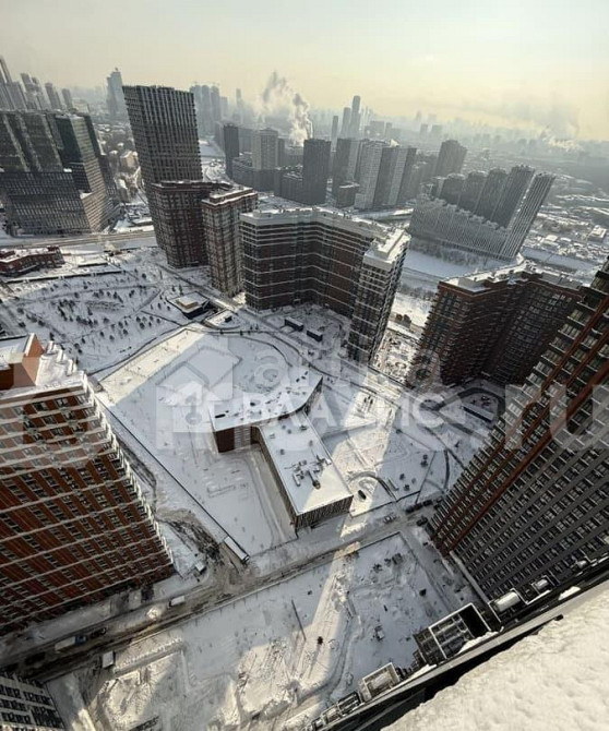 Студия, 70 м2, 37/41 эт. Москва - изображение 2