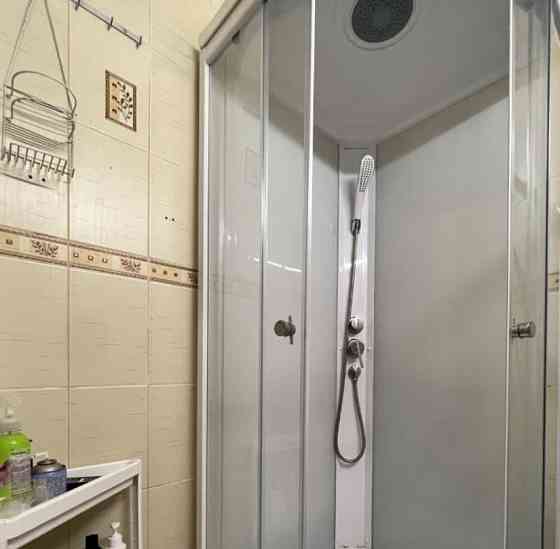 Комната, 15 м2, 1/5 эт. Москва