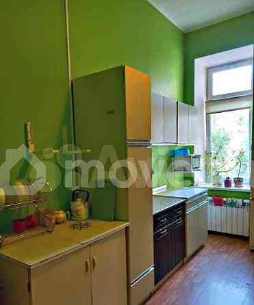 5-комн. квартира, 120 м2, 3/5 эт. Москва