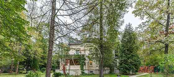 Дом, 380 м2, 22 сотки, 4 эт. Красногорск