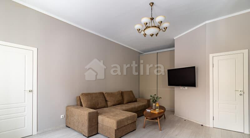 3-комн. апарт-ы, 80 м2, 2/5 эт. Санкт-Петербург - изображение 2