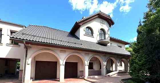 Дом, 1100 м2, 30 соток, 3 эт. Одинцово