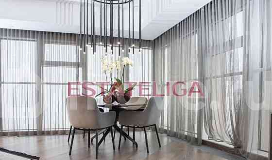 4-комн. апарт-ы, 202 м2, 53/75 эт. Москва