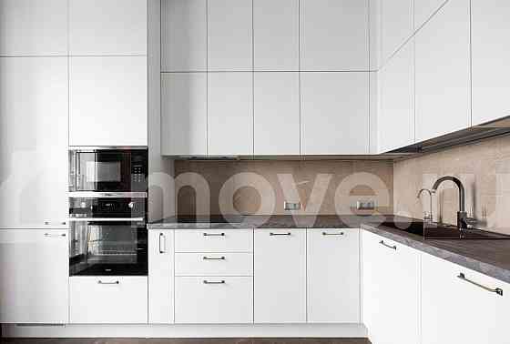 3-комн. квартира, 67 м2, 17/48 эт. Москва