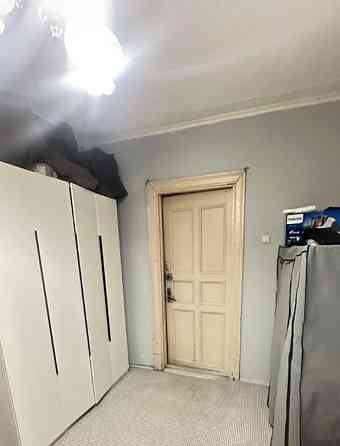 Комната, 31.5 м2, 2/8 эт. Москва