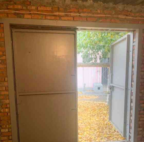 Гараж, 36 м2 Шахты