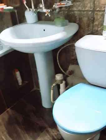 Комната, 68 м2, 5/5 эт. Москва