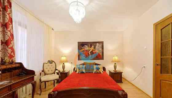 2-комн. квартира, 41 м2, 1/5 эт. Санкт-Петербург