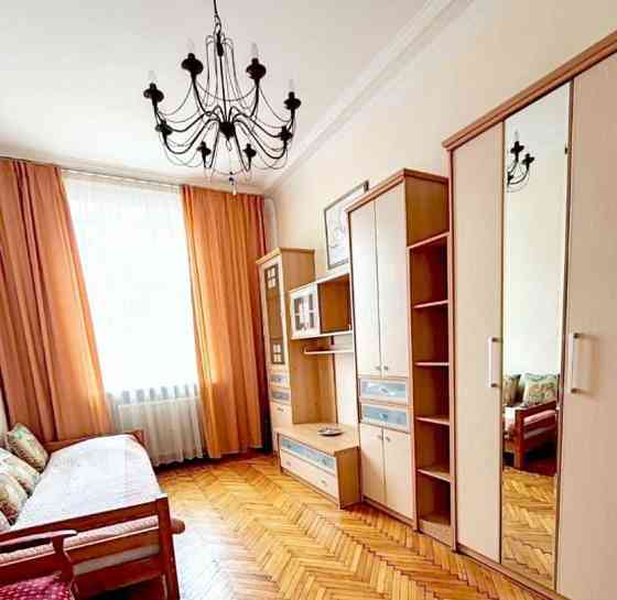 Комната, 100 м2, 5/6 эт. Москва