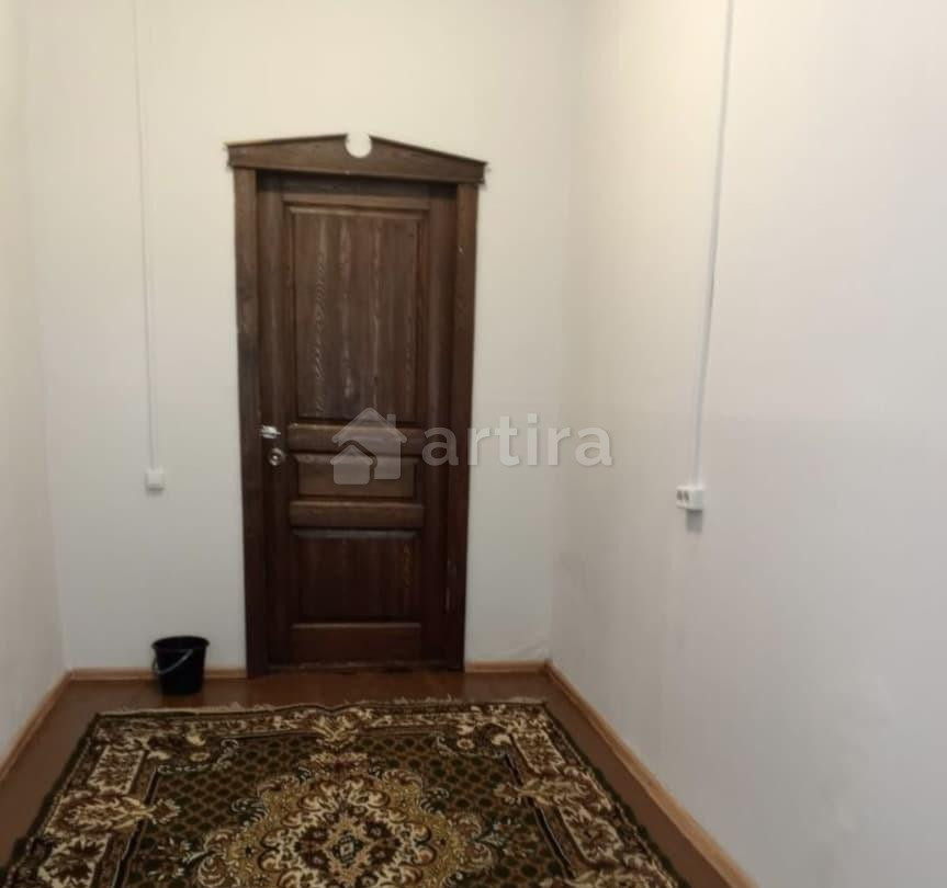 Комната, 70 м2, 3/3 эт. Красноярск - изображение 1