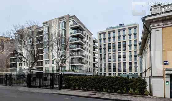 4-комн. квартира, 163.5 м2, 1/6 эт. Москва