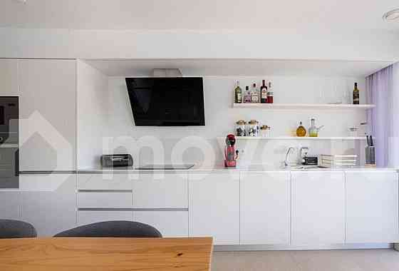 3-комн. квартира, 90.2 м2, 23/47 эт. Москва