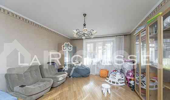 4-комн. квартира, 144.9 м2, 4/8 эт. Москва