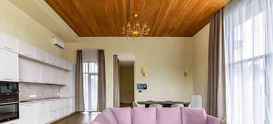 Дом, 280 м2, 14 соток, 2 эт. Санкт-Петербург