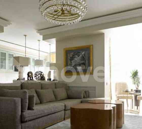 4-комн. квартира, 110 м2, 17/21 эт. Москва