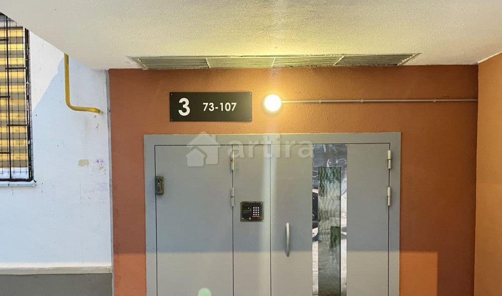 Комната, 11.8 м2, 3/9 эт. Москва - изображение 1