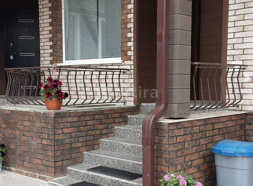 Таунхаус, 140 м2, 15 соток, 2 эт. Кингисепп - изображение 1