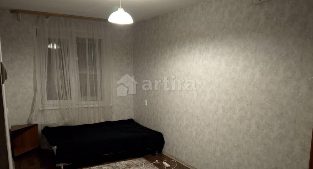 Комната, 60 м2, 1/5 эт. Челябинск - изображение 1