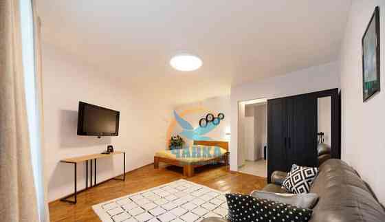 1-комн. квартира, 46 м2, 3/6 эт. Санкт-Петербург