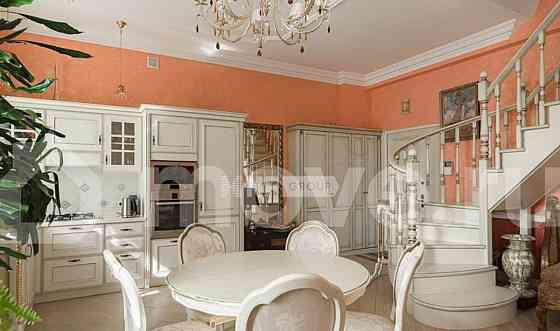 4-комн. квартира, 129.3 м2, 7/7 эт. Москва