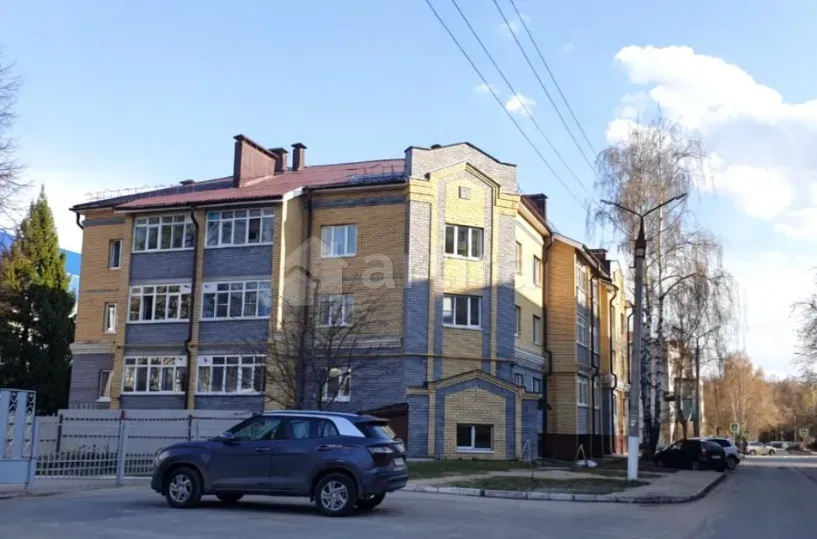 Офисные помещения 180, 20 м2 0/3 Зеленодольск - изображение 1
