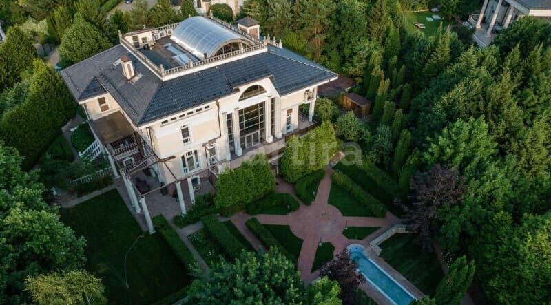 Коттедж, 1300 м2 Одинцово - изображение 1