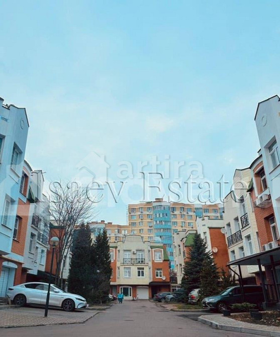 6-комн. квартира, 185 м2, 3/3 эт. Москва - изображение 2