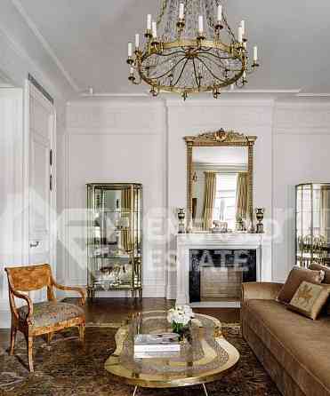 5-комн. квартира, 231.3 м2, 5/5 эт. Москва