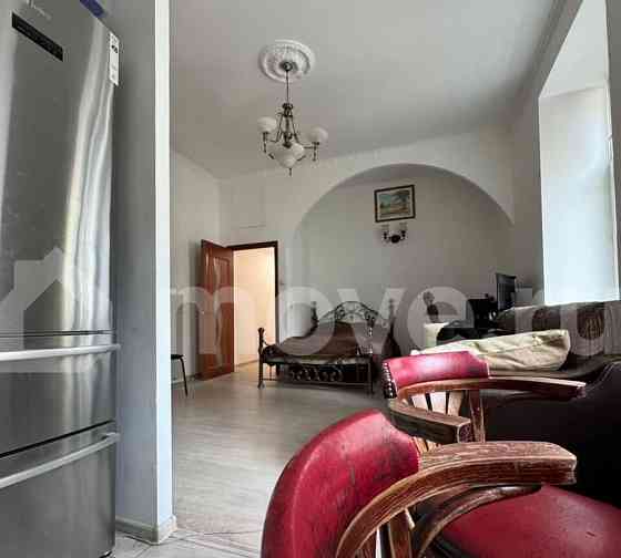 2-комн. квартира, 70 м2, 3/4 эт. Москва