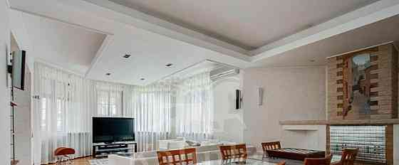 Дом, 500 м2, 25 соток, 3 эт. Истра