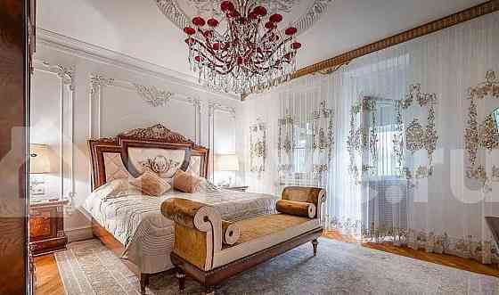 6-комн. квартира, 297 м2, 3/15 эт. Москва