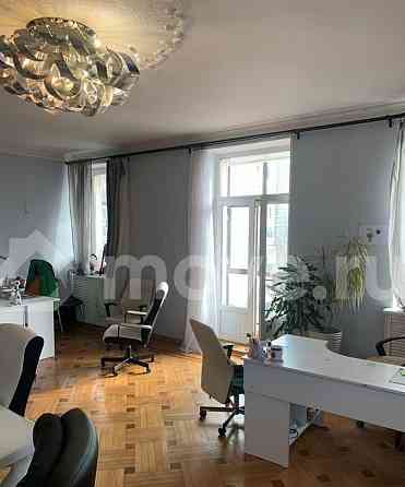 5-комн. квартира, 209.8 м2, 5/5 эт. Москва