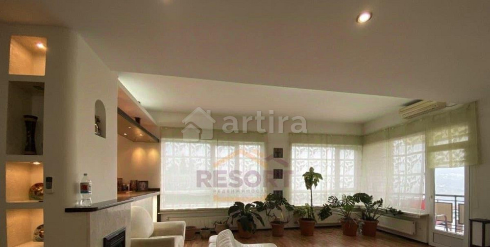 Дом, 230 м2, 10 соток, 2 эт. Ялта - изображение 2