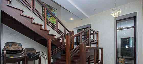 Дом, 724.5 м2, 2 га, 3 эт. Солнечногорск