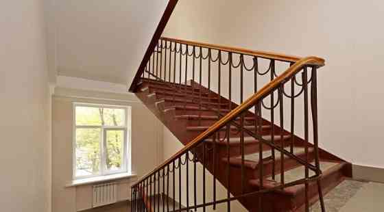 2-комн. квартира, 57 м2, 3/5 эт. Москва