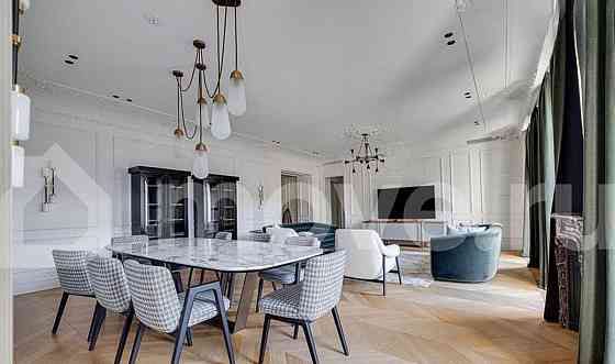 4-комн. квартира, 220 м2, 6/7 эт. Москва