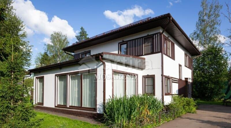 Коттедж, 200 м2 Солнечногорск - изображение 1