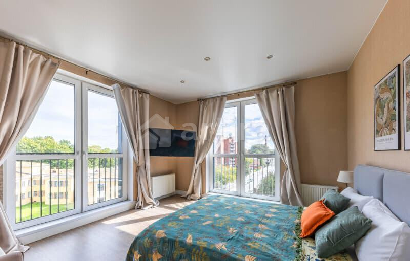 3-комн. апарт-ы, 65 м2, 6/9 эт. Санкт-Петербург - изображение 1