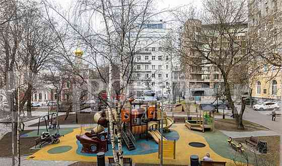 5-комн. апарт-ы, 214.2 м2, 3/5 эт. Москва