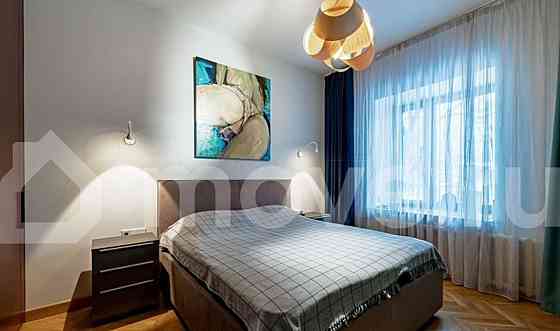 3-комн. квартира, 93 м2, 1/6 эт. Москва