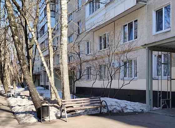 Комната, 8 м2, 1/9 эт. Москва