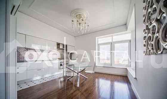 6-комн. квартира, 242 м2, 21/57 эт. Москва