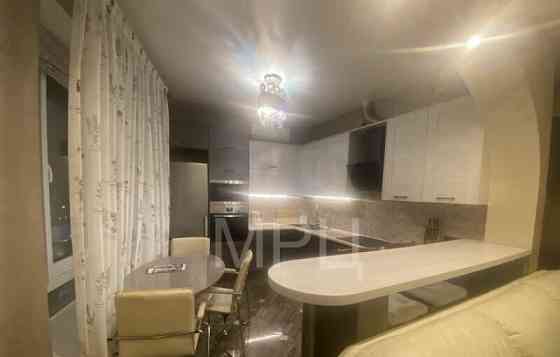 2-комн. квартира, 74 м2, 12/22 эт. Москва