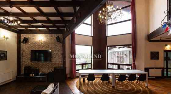 Коттедж, 650 м2 Лобня