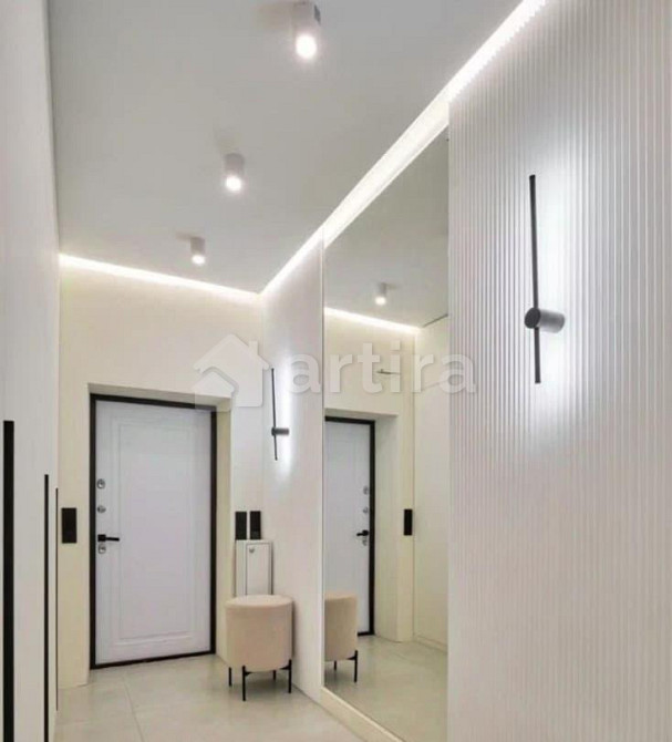 Дом, 180 м2, 3 сотки, 3 эт. Москва - изображение 1