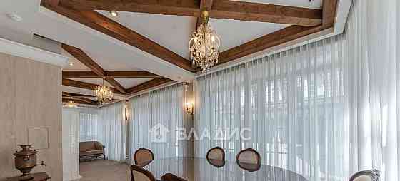 Дом, 721 м2, 10 соток, 3 эт. Химки