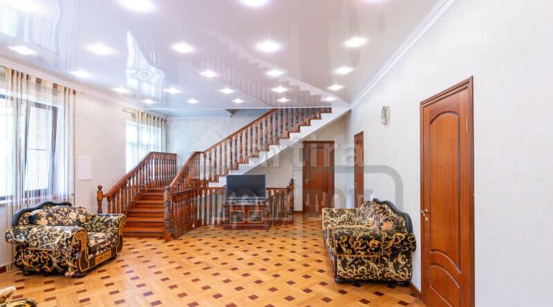 Коттедж, 2200 м2 Наро-Фоминск - изображение 2