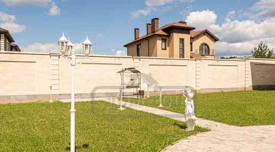 Коттедж, 1350 м2 Мытищи