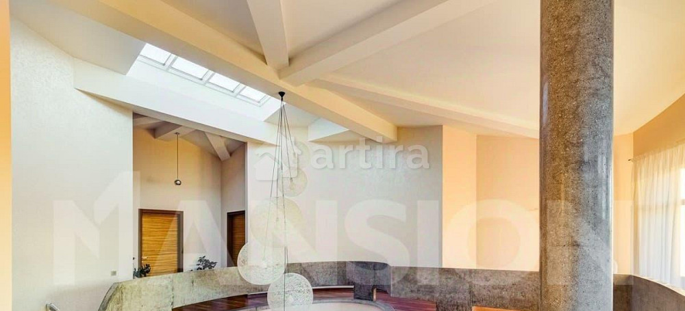 Дом, 836 м2, 44 сотки, 3 эт. Солнечногорск - изображение 2