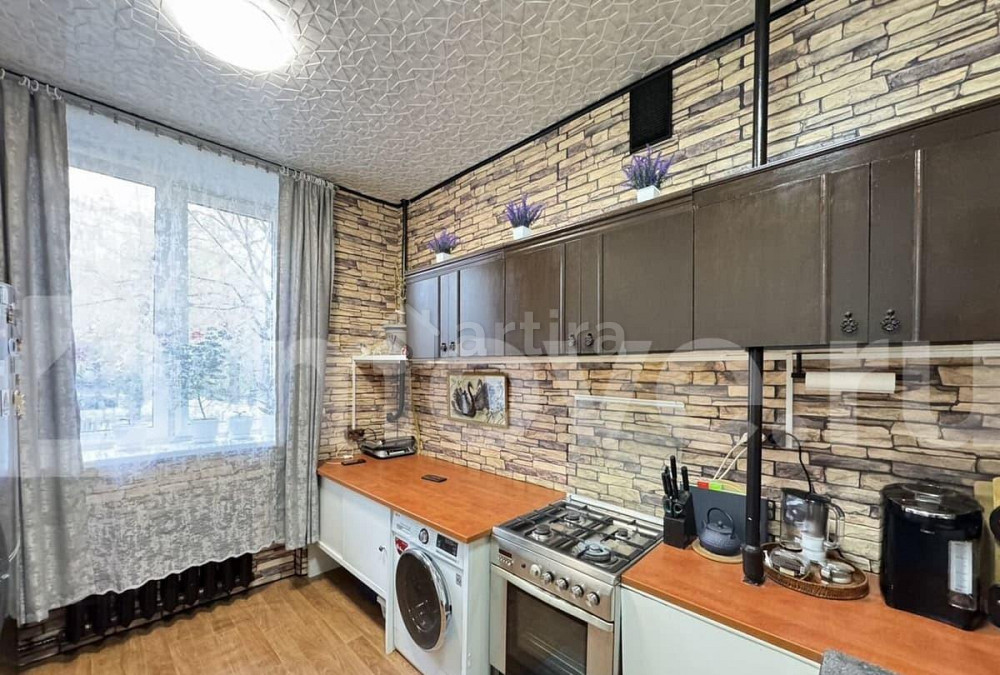 2-комн. квартира, 57 м2, 1/5 эт. Москва - изображение 1